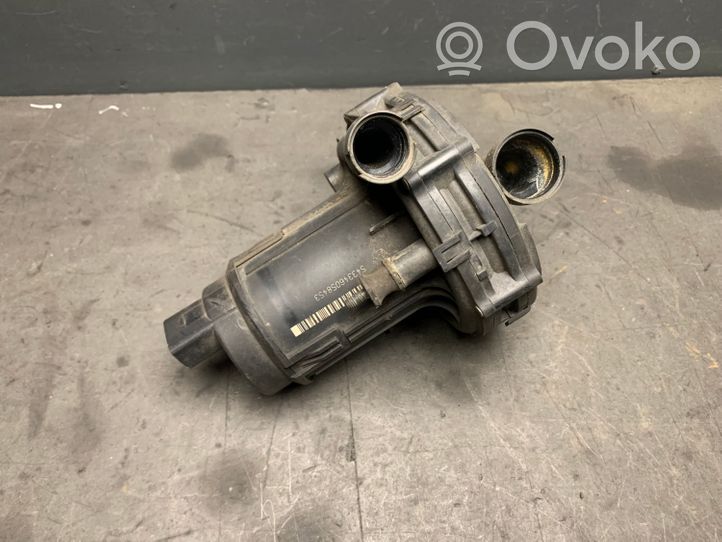 Audi A4 S4 B5 8D Toissijainen ilmapumppu 078906601D