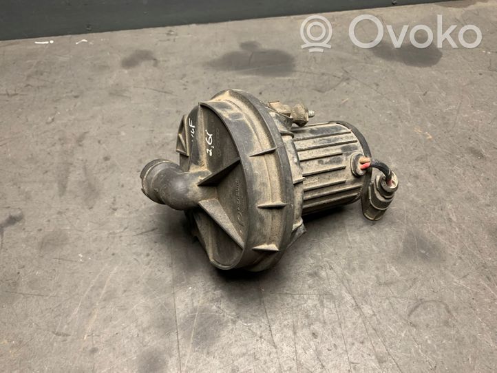 Audi A3 S3 8L Pompe à air secondaire 06A959253B