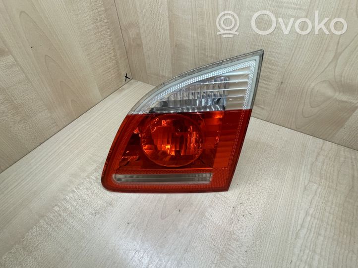 BMW 5 E60 E61 Lampy tylnej klapy bagażnika 69258949