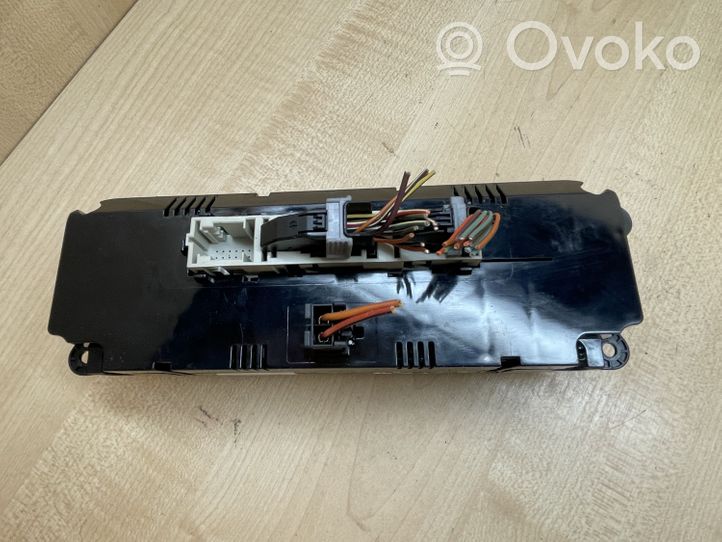 Mercedes-Benz R W251 Climate control unit A2518203789