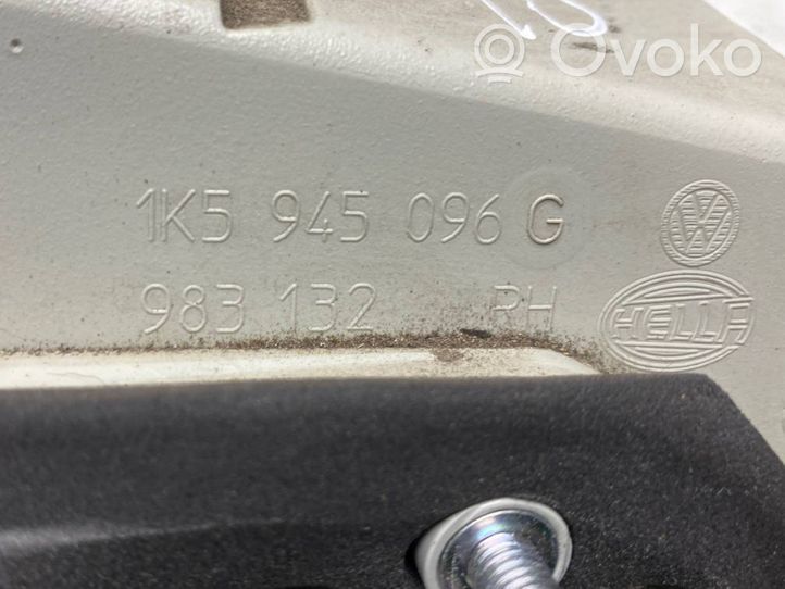 Volkswagen Jetta V Feux arrière / postérieurs 1K5945096G