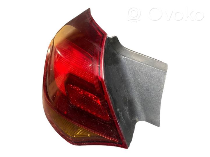 Opel Astra J Luci posteriori 13306459