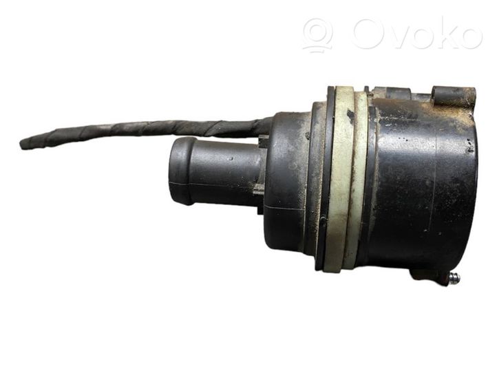 Skoda Rapid (NH) Pompe à eau de liquide de refroidissement 6R0965561A