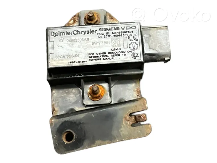 Chrysler 300 - 300C Sensore di pressione dello pneumatico 5WY7561