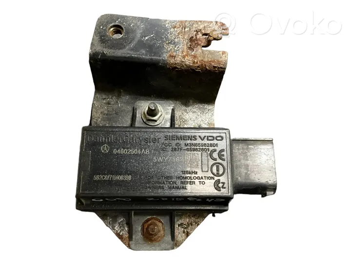 Chrysler 300 - 300C Sensore di pressione dello pneumatico 04602504AB