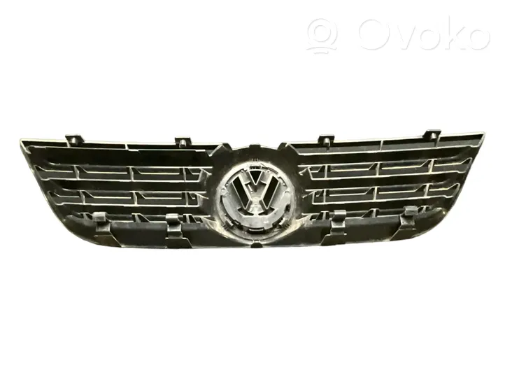 Volkswagen Polo IV 9N3 Grille calandre supérieure de pare-chocs avant 6Q0853653E