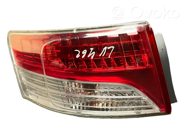 Toyota Avensis T270 Lampa tylna 08048