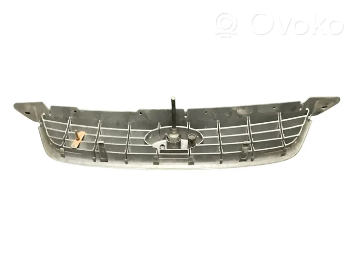 Ford Focus Grille calandre supérieure de pare-chocs avant 8M5J8200AA