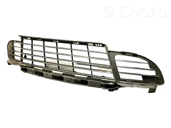 Renault Megane III Grille de calandre avant 62254002R