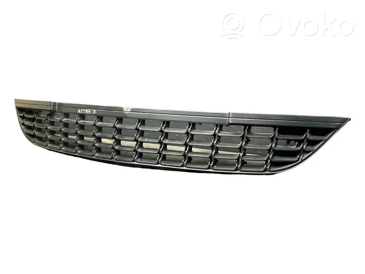 Opel Astra J Front bumper lower grill 13266567