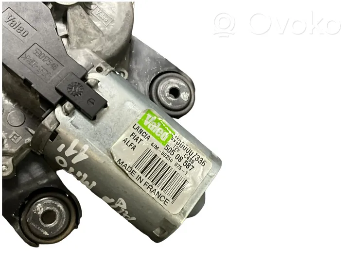 Alfa Romeo Mito Rear window wiper motor 50508587