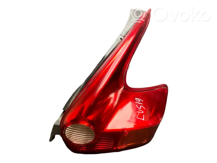 Nissan Juke I F15 Lampa tylna 