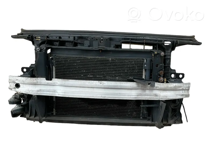 Audi A3 S3 A3 Sportback 8P Панель радиаторов (телевизор) 1K0121207B