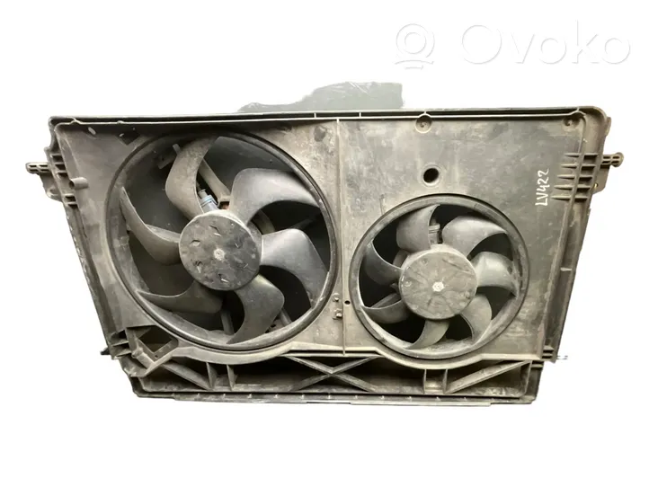 Opel Vivaro Electric radiator cooling fan 214816680R