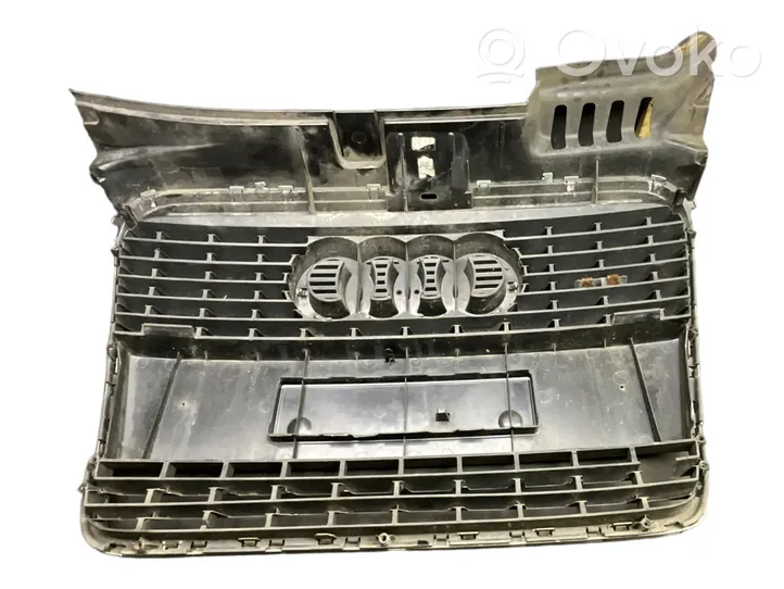 Audi A4 S4 B7 8E 8H Griglia anteriore 8E0853651Q