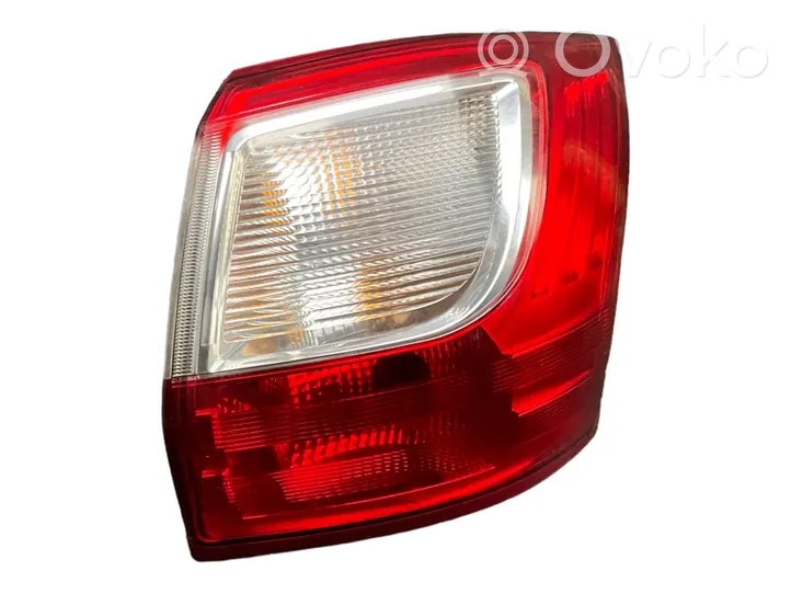 Ford C-MAX II Rear/tail lights AM5113404AE