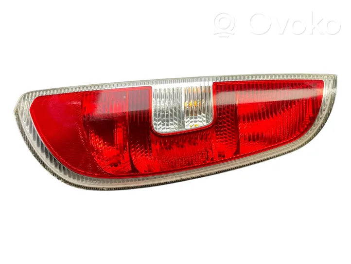 Skoda Roomster (5J) Lampa tylna 5J7945096