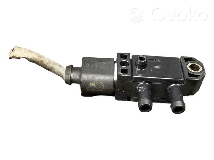 Skoda Octavia Mk3 (5E) Sensor de presión del escape 04L906051