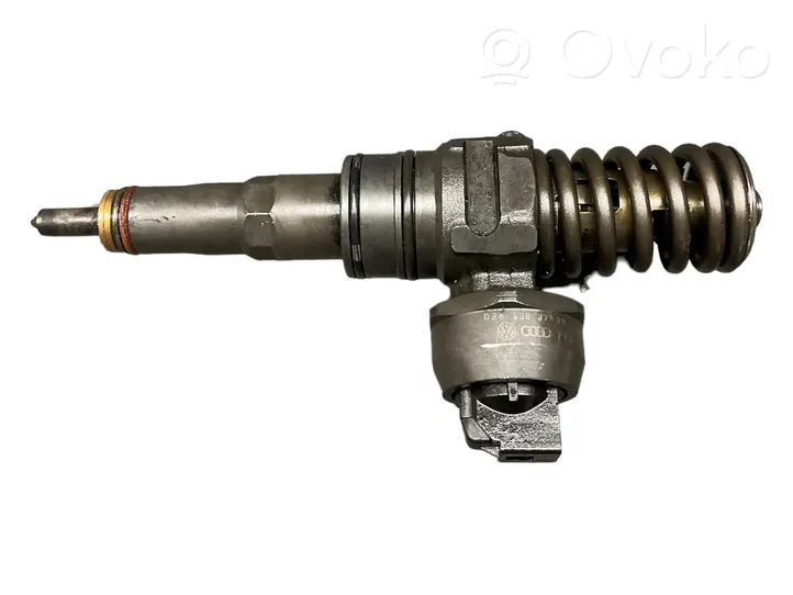 Skoda Octavia Mk1 (1U) Injecteur de carburant 038130073BN