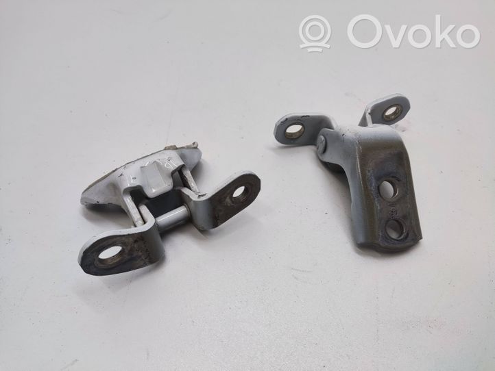 Toyota Sienna XL30 III Set di cerniere portiera anteriore 