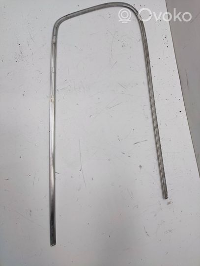 Volkswagen PASSAT B6 Rear side glass trim 3C9853346