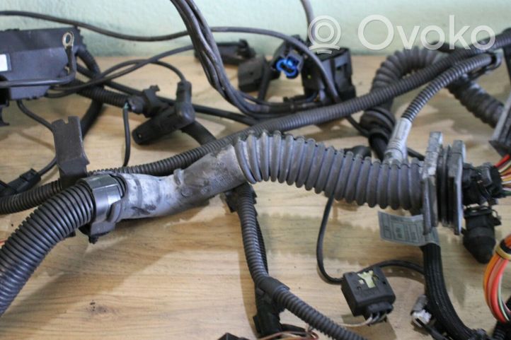 BMW 1 E81 E87 Fuel injector wires 7790593