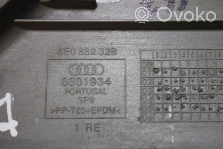 Audi A4 S4 B7 8E 8H Poszycie fotela 8E0882328