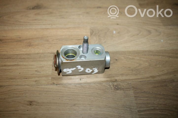 Saab 9-3 Ver2 Valvola ad espansione dell’aria condizionata (A/C) 9180166