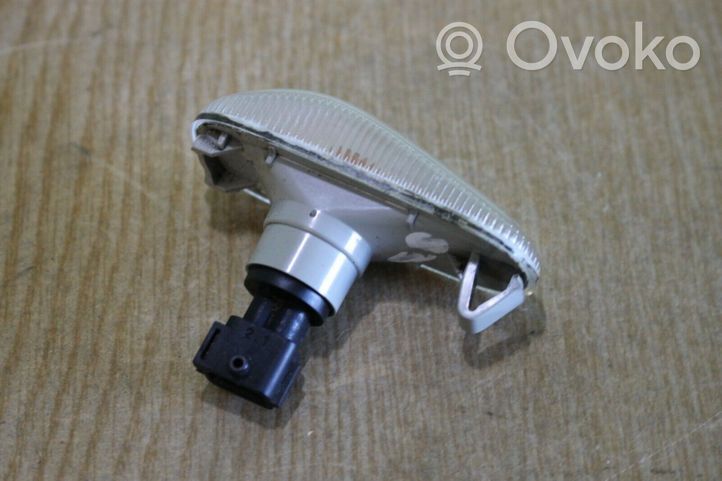 Saab 9-3 Ver2 Indicatore di direzione del parafango anteriore A047814