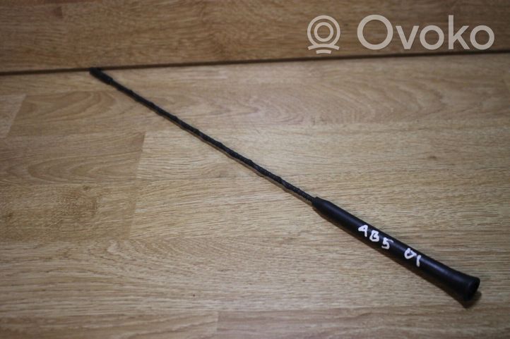 Audi A4 S4 B5 8D Radion antenni 