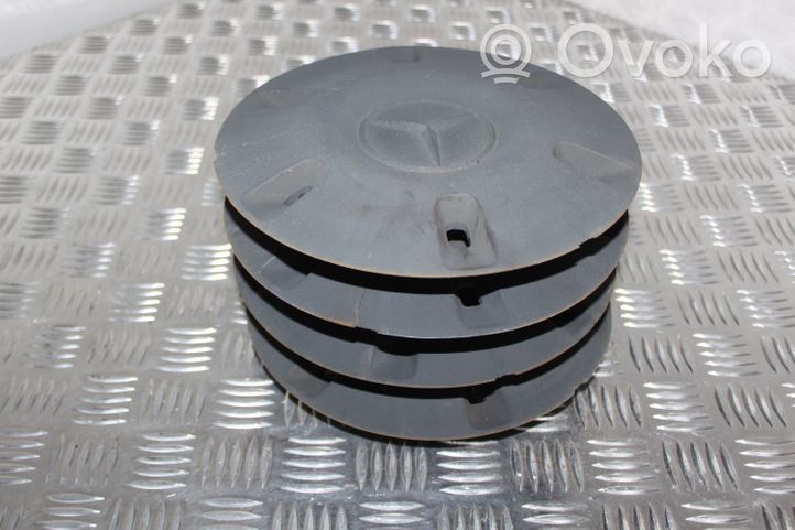 Mercedes-Benz Sprinter W906 R 16 riteņa dekoratīvais disks (-i) A9064010025