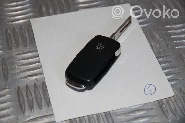 Volkswagen Caddy Clé / carte de démarrage 5K0837202Q