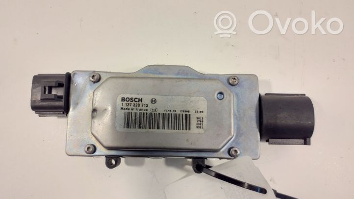 Volvo V40 Relais de ventilateur de liquide de refroidissement 1137328713