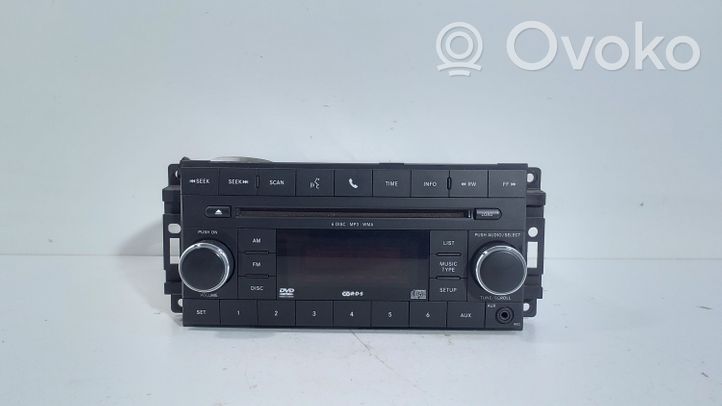 Volkswagen Routan Radio/CD/DVD/GPS-pääyksikkö 68050442AE