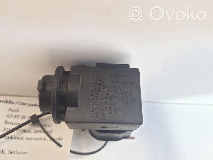 Audi A5 8T 8F Air quality sensor 8K0907659