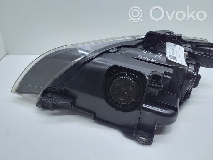 Audi Q7 4L Phare frontale 4L0941004K