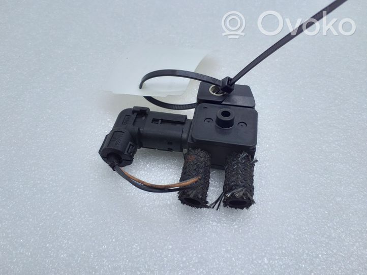 BMW 4 F32 F33 Exhaust gas pressure sensor 7805758