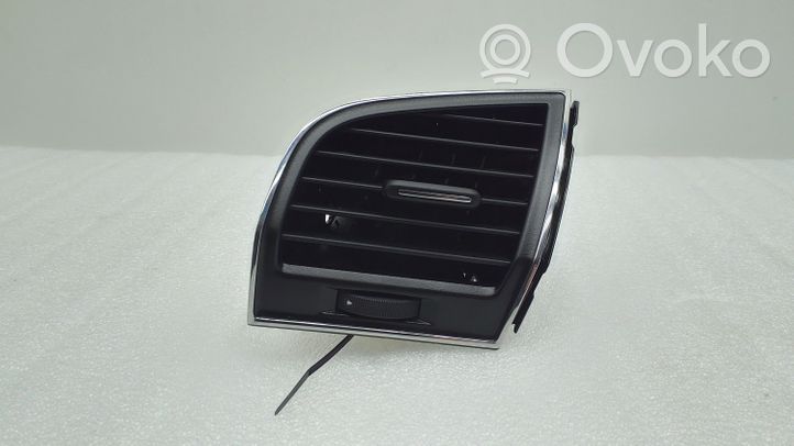 Skoda Fabia Mk3 (NJ) Garniture, panneau de grille d'aération latérale 6V0819701C