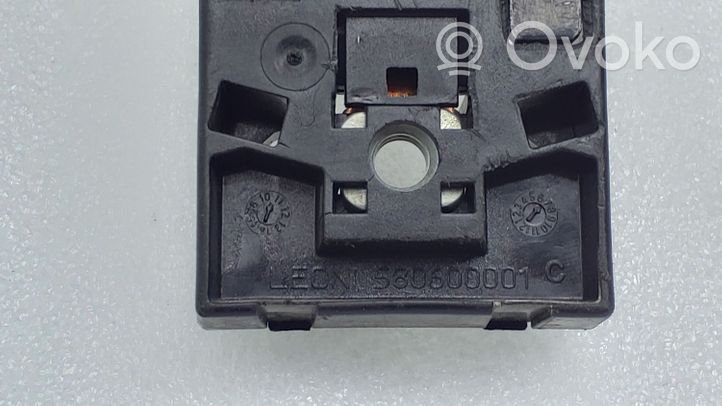 Audi A5 8T 8F Câble de batterie positif 14A094AA