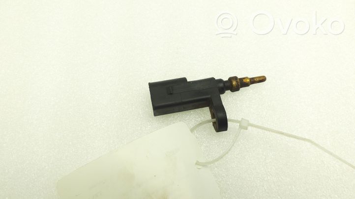 Volkswagen Golf Sportsvan Sensore temperatura del liquido di raffreddamento 03F919501B