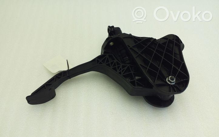 Volkswagen Scirocco Pedal de embrague 1K0721796