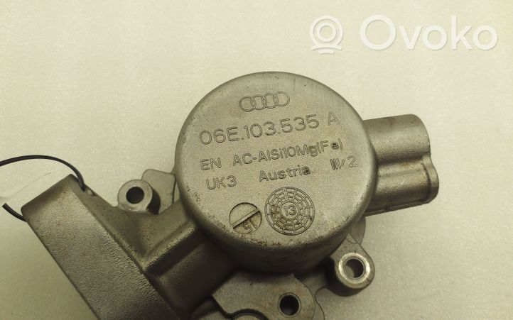 Porsche Cayenne (92A) Supporto della pompa del carburante 06E103535A