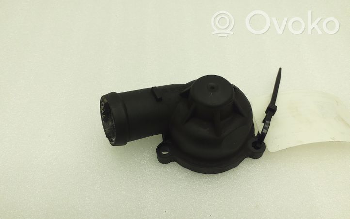 Volkswagen PASSAT B7 Boîtier de thermostat / thermostat 03C121121D