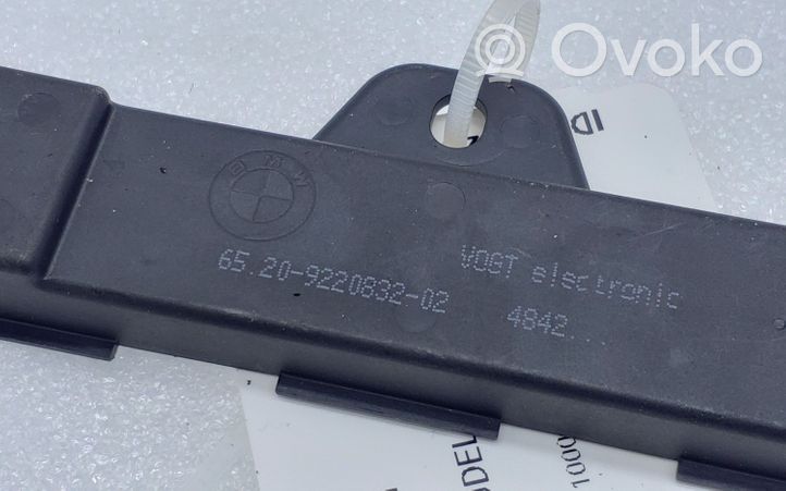 BMW 2 F45 Antena wewnętrzna 9220832