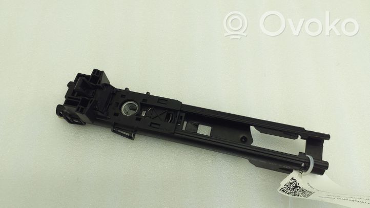 Mercedes-Benz A W176 Rail de réglage hauteur de ceinture de sécurité A0008600388