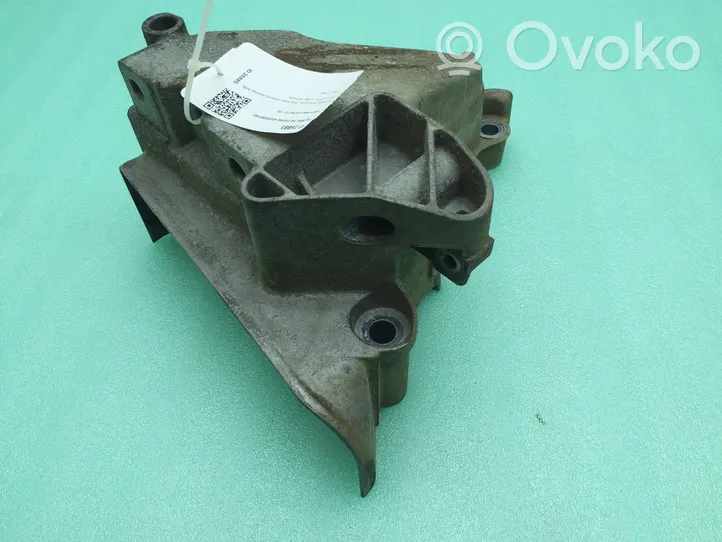 Volkswagen Golf VII Engine mounting bracket 04E199275