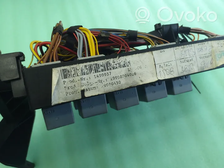 Porsche 911 996 Module de fusibles 99661010400