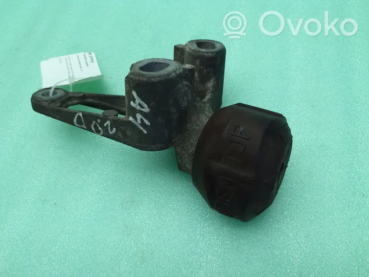 Audi A4 S4 B8 8K Supporto di montaggio del motore 8K0199343C