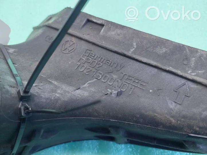 Audi A4 S4 B8 8K Część rury dolotu powietrza 1021300S01