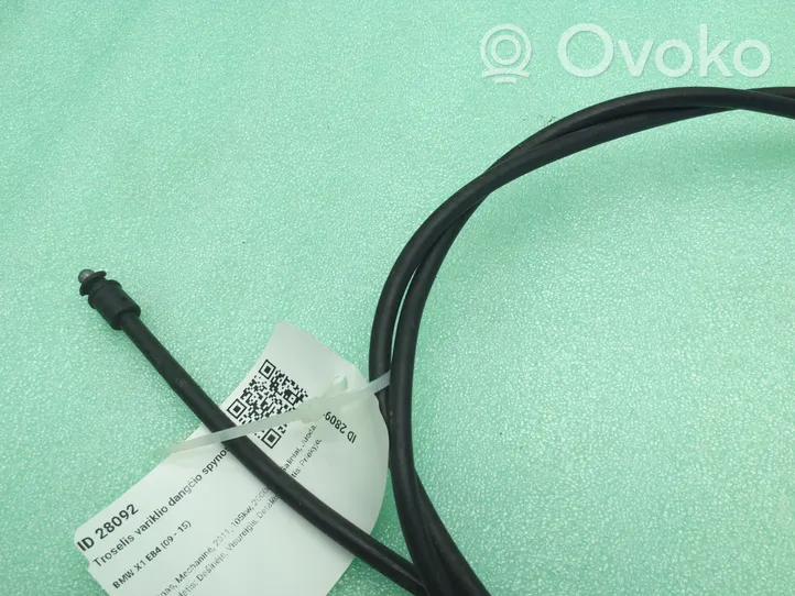 BMW X1 E84 Cable de apertura del capó/tapa del motor 7184432